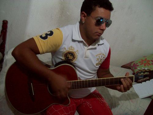 adrianorezende@gmail.com