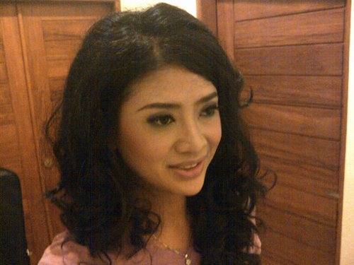 dian1003's profile picture. 