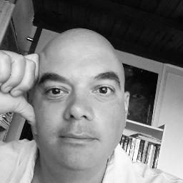 Chef de projet multimédia - Animateur - Reporter - Programmateur selector & linker - Formateur
