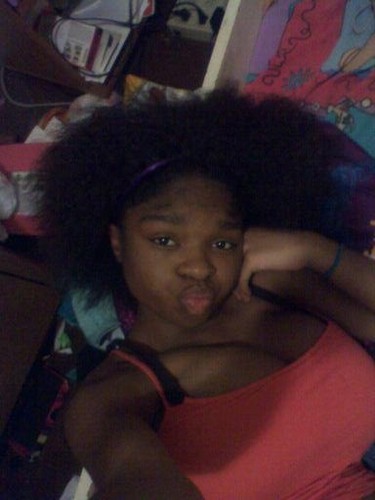Diamond Marie | seventeen | Proud Parent | Single & looking | Bi | follow me i follow you | FWM ♥