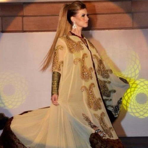 julia1london's profile picture. 