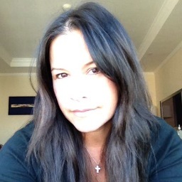 VivianArenado's profile picture. Mom of 3 amazing kids. Creative Television Producer who loves or hates what she does...depending on the day! Seminoles fan, Cardinals fan & Pinot Noir fan!