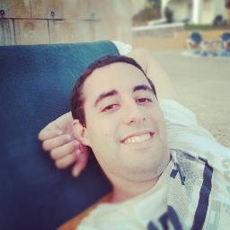 Programador, gamer,aficionat als jocs de taula... Freak! Viatjant i amb ganes de descobrir... :D