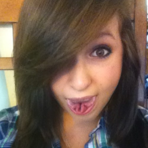 hia im mary c: follow me ill follow back promise :p anyway love you guys ^-^  c ya =)