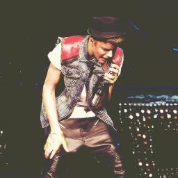 ellie, 
british belieber
new account-follow
i follow back, just ask x