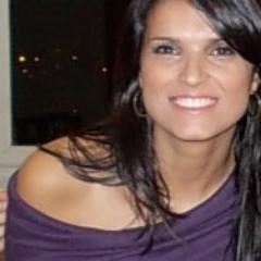 Quem não compreende um olhar, tampouco compreenderá uma longa explicação.