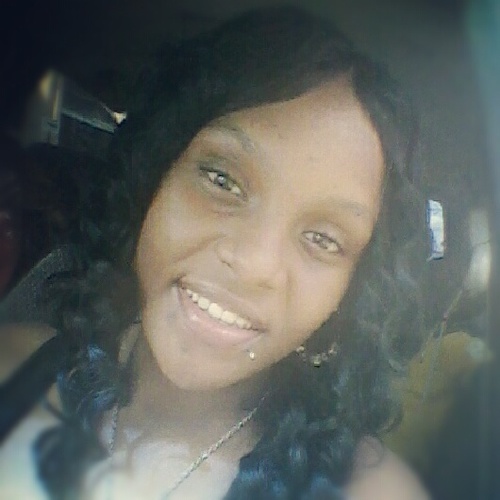 #Follow Me & iLl Follow U Back!
#If You Cant Say It In The Streets Then Dnt Say It In Yo Tweets!
