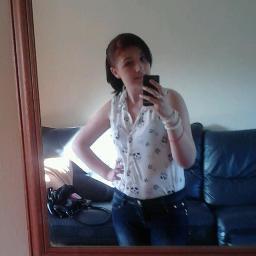 follow me and ill follow u back