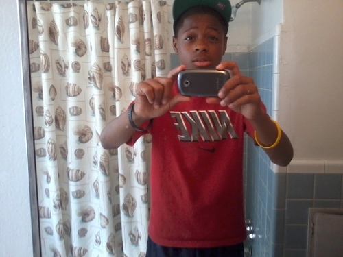 TEAM FOLLOW BACK

....She think she turning heads...