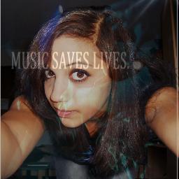 hey i`m Natalie and i come from Germany ;D 

I f*king love Black Veil Brides, Skrillex, Fit For Rivals,  and Blood On The Dance Floor 3 :**