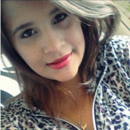- 14 , Canceriana , Agitada , Sensível , Mandona , Bipolar ,São Paulina & Amoor de @KewennyAlmeida ♥
Perguntas ? :3' http://t.co/JroN2lWym4