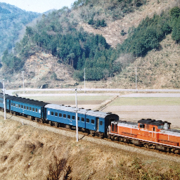 tabiichiro's profile picture. 昭和47年から53年までの国鉄時代とその周辺の景色を探求しています。キーワード；国鉄 鉄道 中国蒸気                                                        YouTubeここから。https://t.co/2YFzrkJW3x