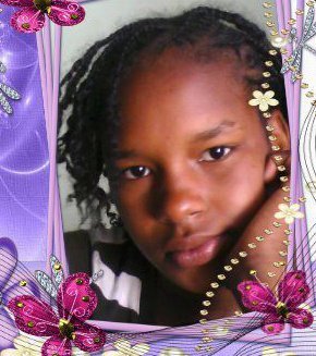 love to sing and listen to music,mindless,loves and wants to be in young money!!!!!