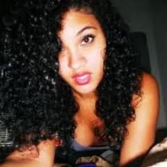 Hope to meet interesting people on here and share my earthly tweets. Don't be afraid to follow back! Go green! #LakerNation #PrettyGirlsRock