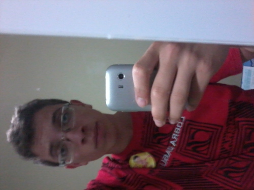 Aquariano, Tímido, Esportivo, 15 anos, flamenguista, Violão, Amigo, Verdadeiro, Jiu Jiteiro e etc'