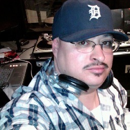 Radiobums, KQKS  107.5