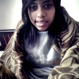 A bebê da @Oilariz_