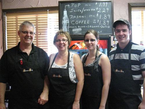 Brown Bag Soup n Deli is a family operated deli based on homecooked meals. Specialties are soups, sandwiches, and salads.
306-543-SOUP (7687)