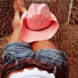 Keep your trucks lifted high, and your standards even higher. #supportourtroops #Daddysgirl #kik # Georgia_princess123 #PrayforPickupPrincess