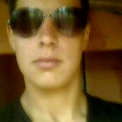 nao tenho dodge han nem camaro amarelo , eu pego as gatinhas no xaveco e no chinelo !!!!! 
http://t.co/e3uKLfxKMA
