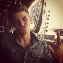 Quando Deus fez o mundo, espalhou por ele pessoas maravilhosas, e deu para cada um a missão de encontra-las. Cumpri a minha, te encontrei @ChayLeao Te Amo D+