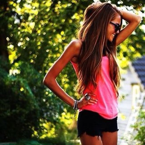 BluntBetchh's profile picture. Aw you have a problem? Sucks to fucking suck don't it? Live life as the bluntess bitch around ✌