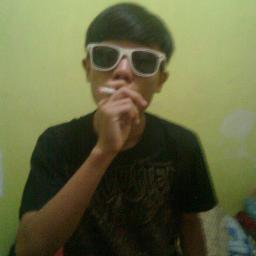 my everything Rio Kurnia Ramadhan :* l SMKN 4 Bandung l 210597 l fb : Rio Gorok Zionis l follow just mention :*