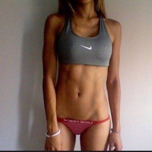 New to the #fitfam here to share my journey and support yours! H: 5'2 SW: 140 CW: 127 GW1: 115 GW2: 110 UGW:108 AVI NOT ME