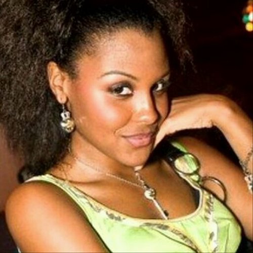 KiaMarie542's profile picture. My bestie's greatest friend!!! My parent's greatest Daughter!!! Worlds greatest Mommy!!! A Lucky man's greatest Wife!!! #TheGreatest