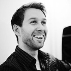 Retail- and industrial designer. Based in Oslo, Norway.