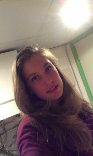 19 jaar. 2e jaars Sport en bewegen Harderwijk, Dolfinarium, Delphindoorski, sport kader opleiding Skien. Love my life