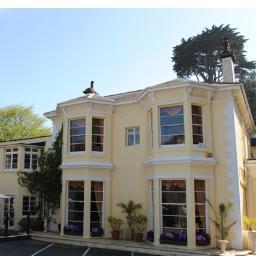 meadfootbay's profile picture. The Meadfoot Bay Hotel in Torquay is an award winning 4 Star Guest Accommodation located close to Torquay harbour and a stroll down to Meadfoot Beach.