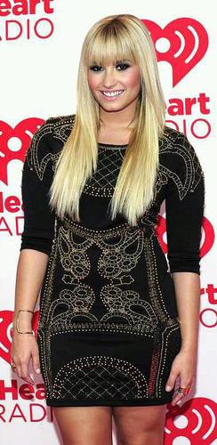 ddpinkvato_xoxo's profile picture. I say its too late for me, and that very well may be true, but I'm trying and I could save you.