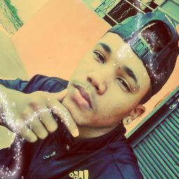 ~Firmeza tootal maiiz um anoh se passando
  Graças a Deus coom saude morôh Muitah coletividade na Kebrada Dolar no bolso Seem mizeria e noiiz