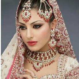 Queenz Desire is one of the foremost manufacturer and exporter of exclusive jewellery like Necklaces, Earrings, Rings, Bracelets, Bangles, Anklets, Pendants .