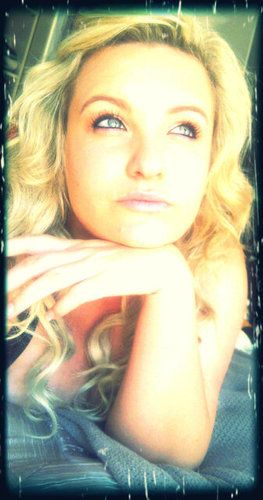Take me as I am, or watch me as I go... A sence of humor goes a long way*