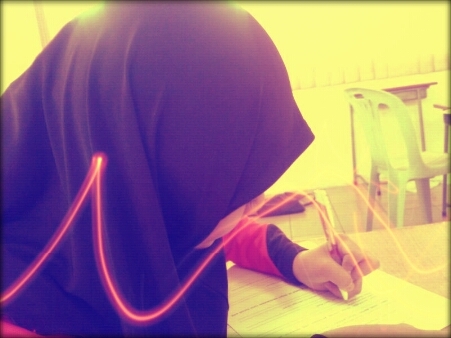 Nichaa2210's profile picture. 