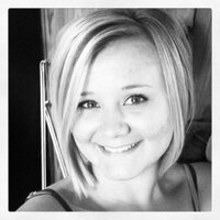 Lindsey Herekamp - @linzoherekamp Twitter Profile Photo