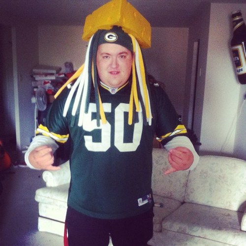 Packers/buckeyes/avalanche/tigers/rock
Gaslight anthem/green day/punk/ska/metal