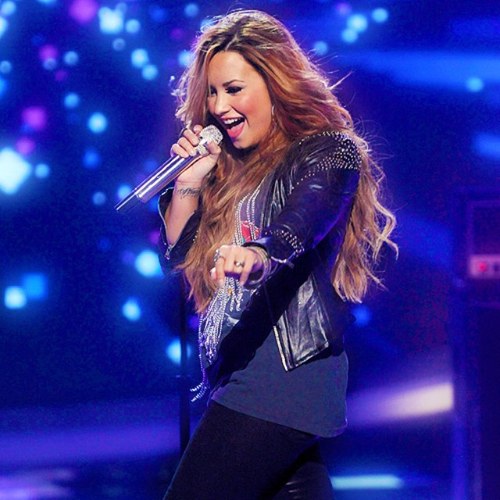 Im a Guy Lovatic. Support @ddlovato forever. Im the newest lovatic family. #StopCutting #StopSelfHarm I say what i want, Do what i want.