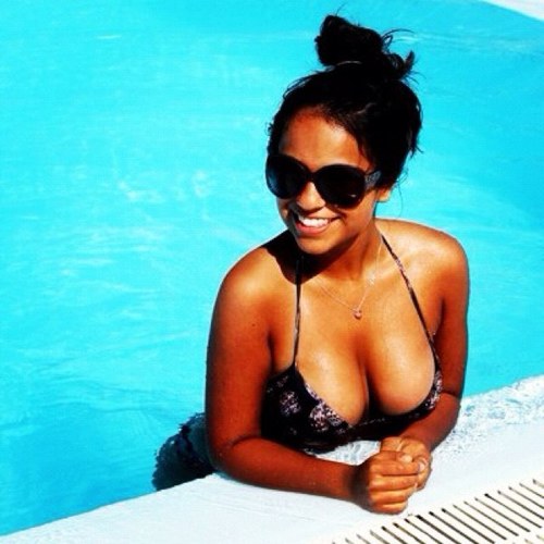 saharok16's profile picture. 