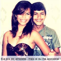 ' Namorada , amiga , companheira e apaixonada pelo @vovozinho_JV quero esta sempre com você meu amor , fazendo você sorrir , te amo ♥