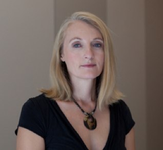 Freelance, award-winning, medical journalist and editor. Mum of two, who values family, friends and a good book. Adult human female. Views are my own.