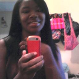 Mchelle22's profile picture. I am single 22 year old.