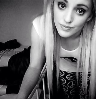 claireburnsxo's profile picture. 2716FDBF - bbm. I follow back :-)