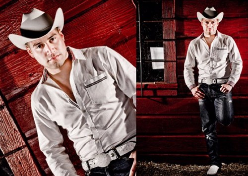 Hola soy Petey cantante de El Regimen Sinaloense (@ElRegimen) Instagram: PeteyElRegimen FB: http://t.co/kJhSpebH