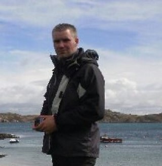 Welsh farmer,rear Angus and Hereford cattle and keep mostly lleyn sheep.likes most things countryside.
