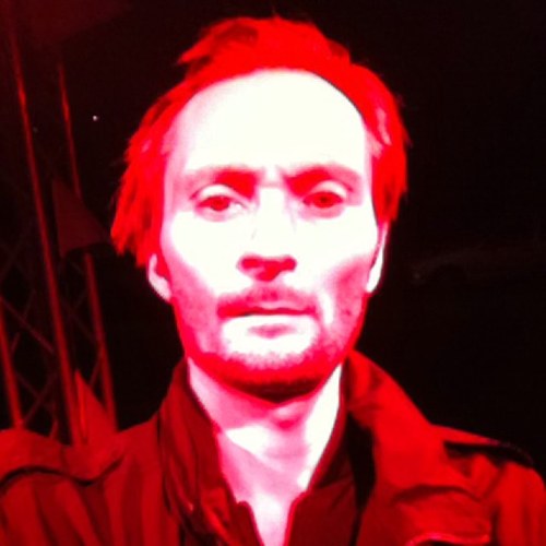 davidbaath's profile picture. I'm a walking paradox. No i'm not. Jobbar med kommunikation. Åker skateboard.