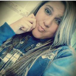 .. sou fã do @bondedastronda .. promotora da @UKCLUBTEEN muier @_PollyPimentas2 ... tenho a melhor prima do MUNDO @_tthaamy ... best's @eermii & @duziinho_s2  ♥
