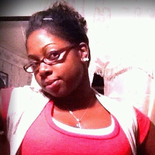 Down to earth Girl living my life like its Golden! #Followback #teamJesus #teamiPad